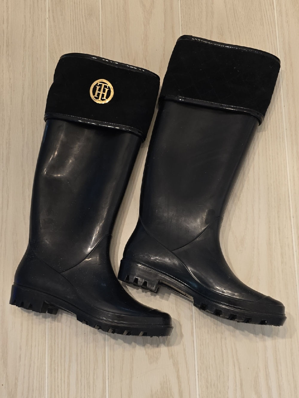 Tommy Hilfiger Tall Black Rubber Boots Size 8